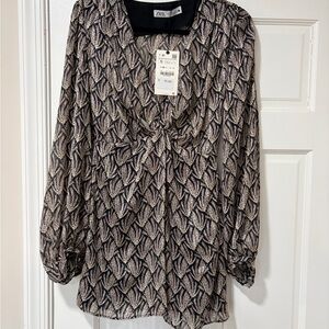 Zara Elegant Black and Cream Blouse